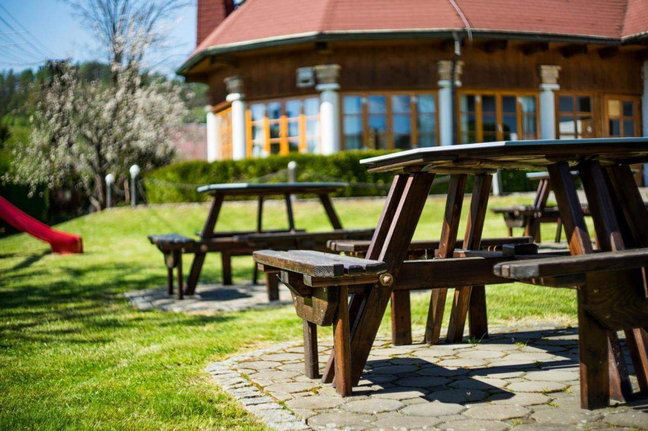 Penzion Terasa, bed&breakfast Velké Losiny Esterno foto