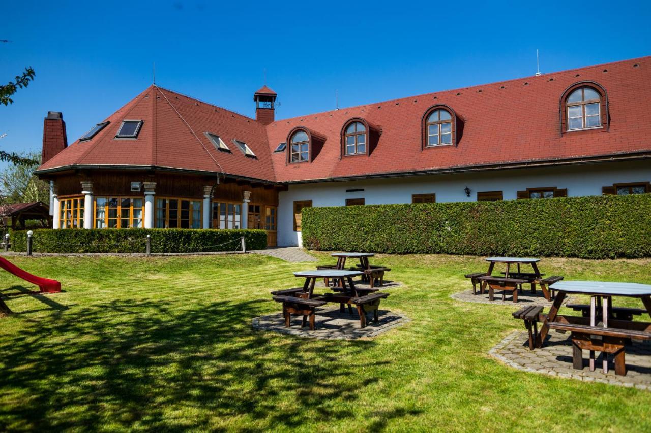 Penzion Terasa, bed&breakfast Velké Losiny Esterno foto