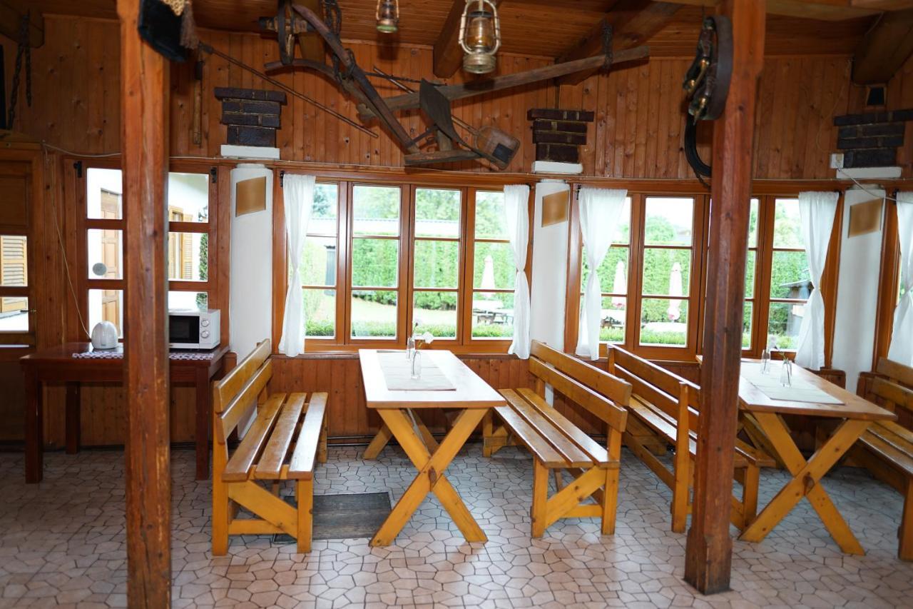 Penzion Terasa, bed&breakfast Velké Losiny Esterno foto