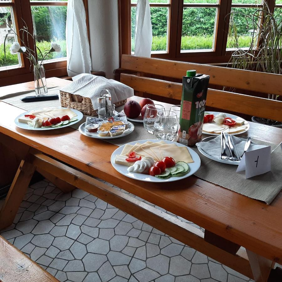 Penzion Terasa, bed&breakfast Velké Losiny Esterno foto